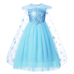 Travestimento in abito blu con mantello da principessa Regina delle Nevi per bambina con sfondo bianco
