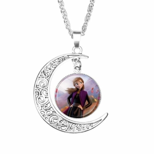 Collana d'argento con ciondolo a forma di luna e ritratto di Anna la Regina delle Nevi