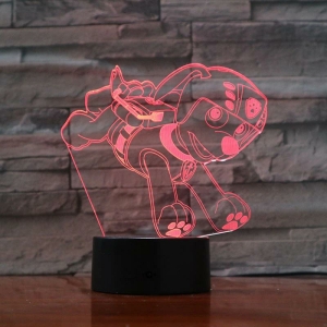 La lampada 3D Zuma LED di Girl's Patrol su un tavolo di una casa