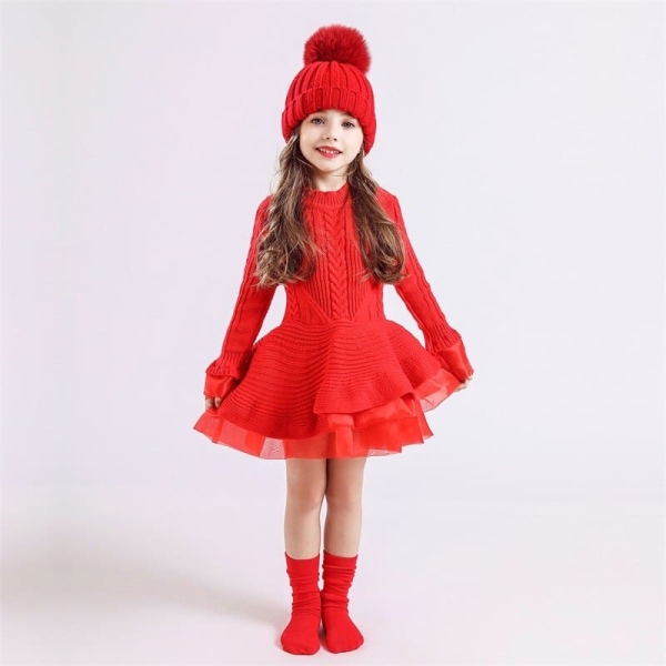 Abito invernale rosso a maniche lunghe alla moda per le ragazze