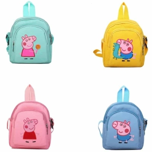 Piccola borsa con il disegno del cartone animato di Peppa Pig per ragazze su sfondo bianco