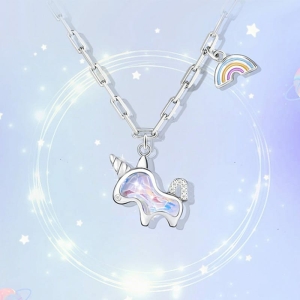 Collana alla moda con ciondolo a forma di unicorno in argento Sterling 925