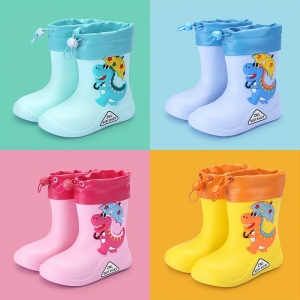 Stivali di gomma antiscivolo per bambine in diversi colori