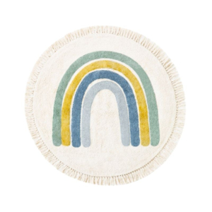 Morbido tappeto arcobaleno blu con nappe per bambini presentato su sfondo bianco