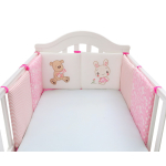 Cuscini per culla con motivo di orso rosa per bambine con sfondo bianco