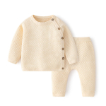 Pigiama in cotone beige con top e pantaloni a maniche lunghe